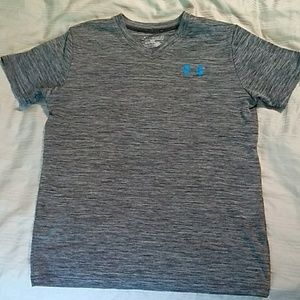 Under Armour t-shirt